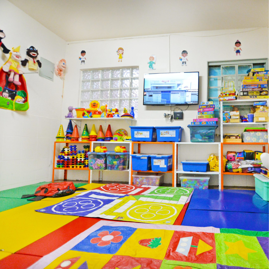 Estrutura Escola Ápice